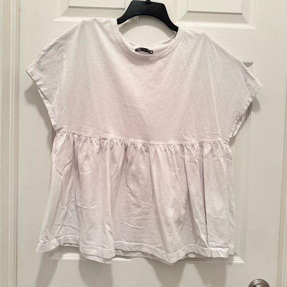 Zara Tops - Zara Blouse Women's Medium White solid Short Sleeve Ruffle Cropped Shirt